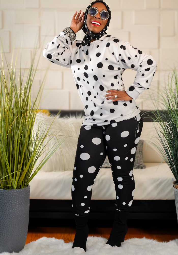 The Classic Diva Dot Joggers