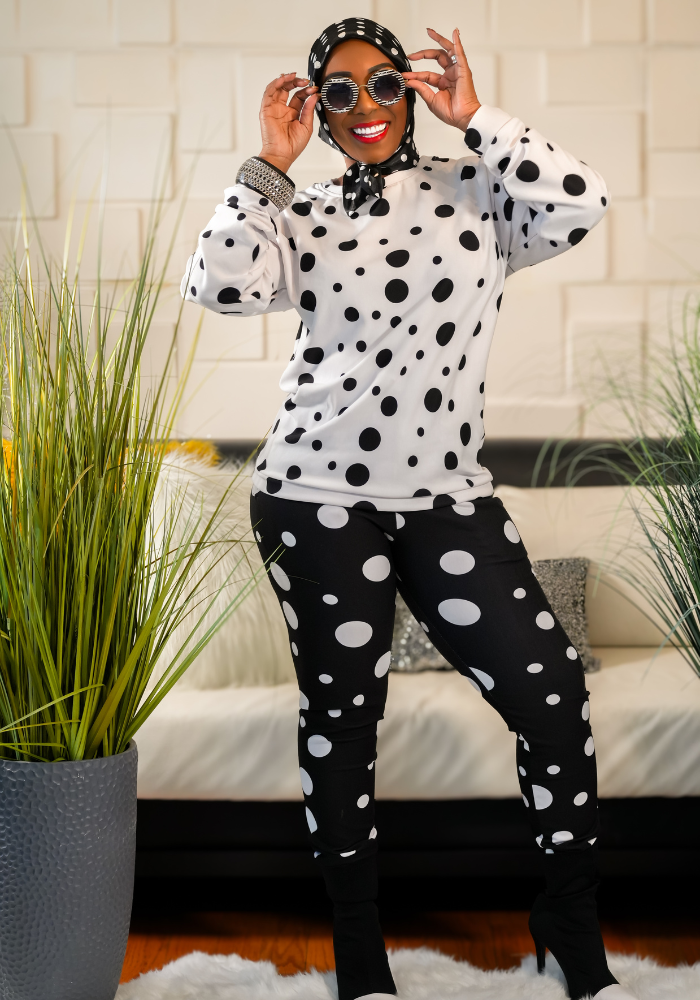 The Classic Diva Dot Joggers